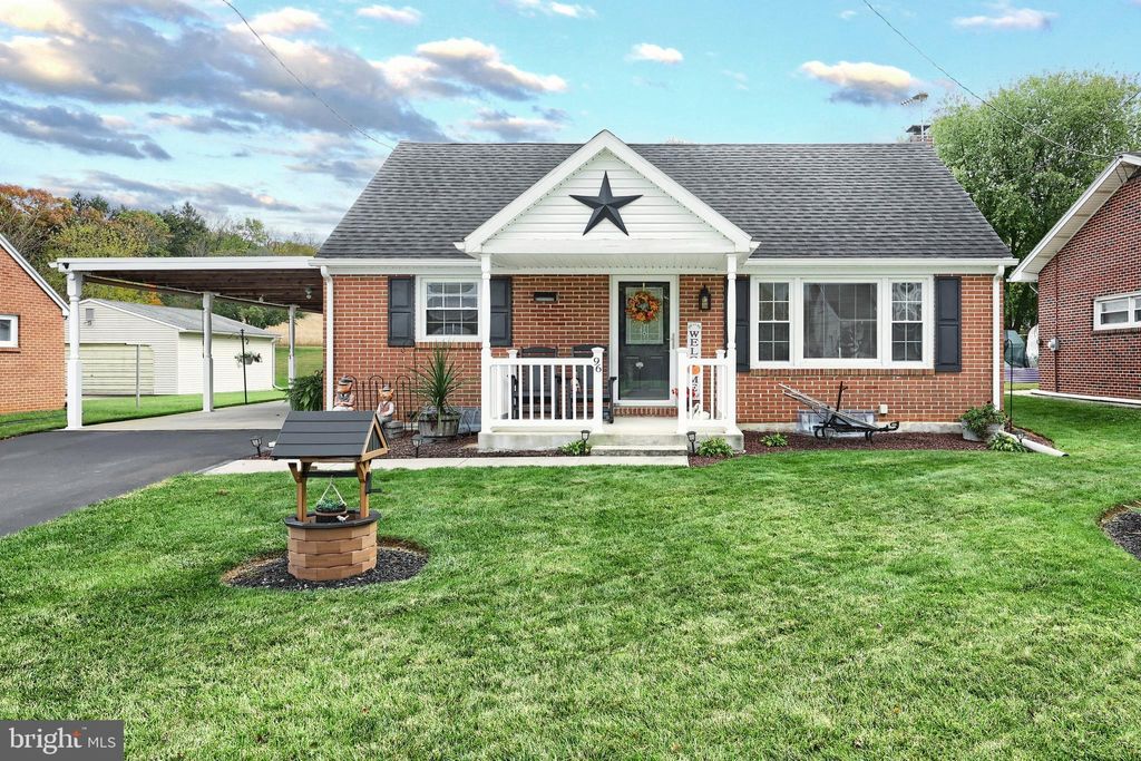 Photo of 96 Church Street, SEVEN VALLEYS, PA 17360 (MLS # PAYK2092392)