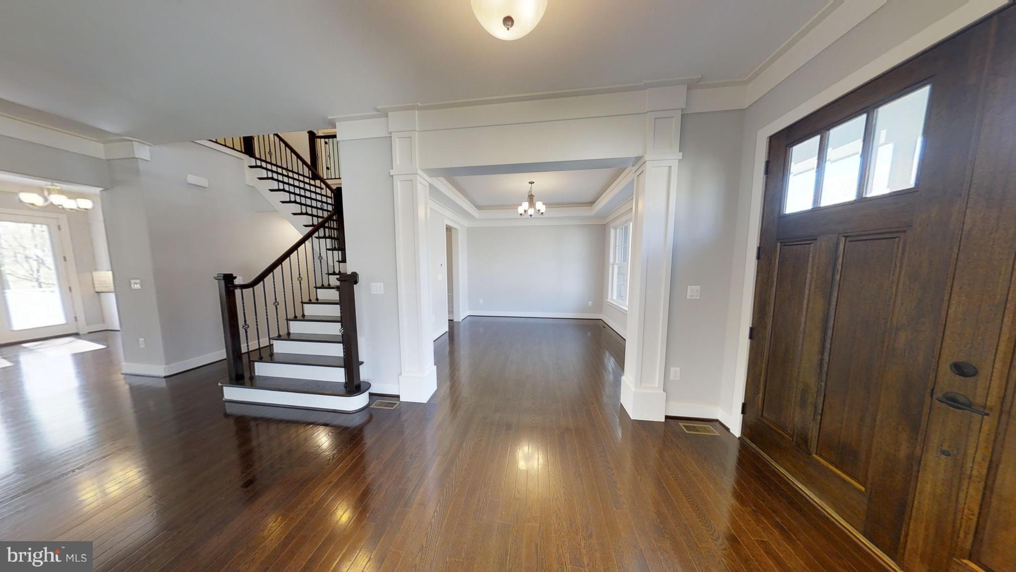 EAST VIENNA WOODS - Residential