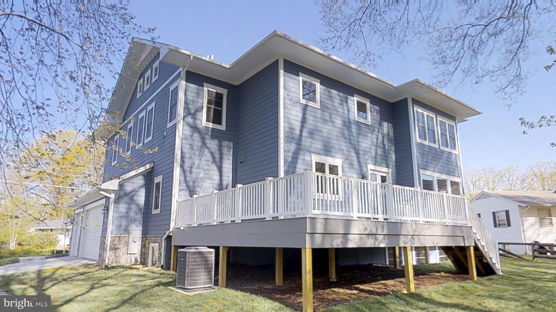 EAST VIENNA WOODS - Residential