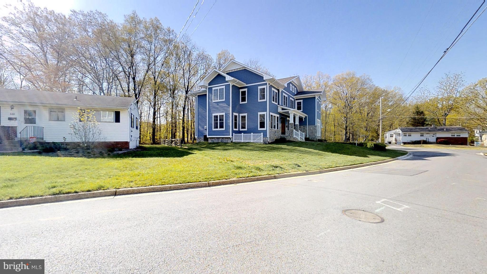 EAST VIENNA WOODS - Residential