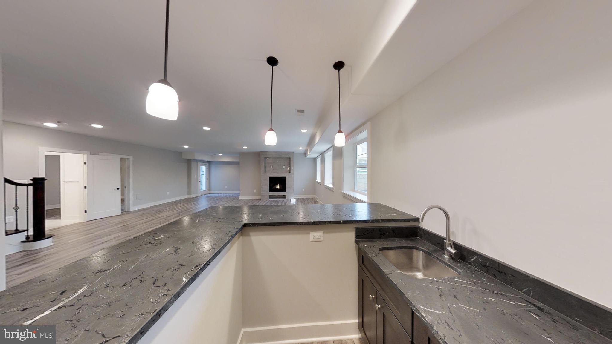 EAST VIENNA WOODS - Residential