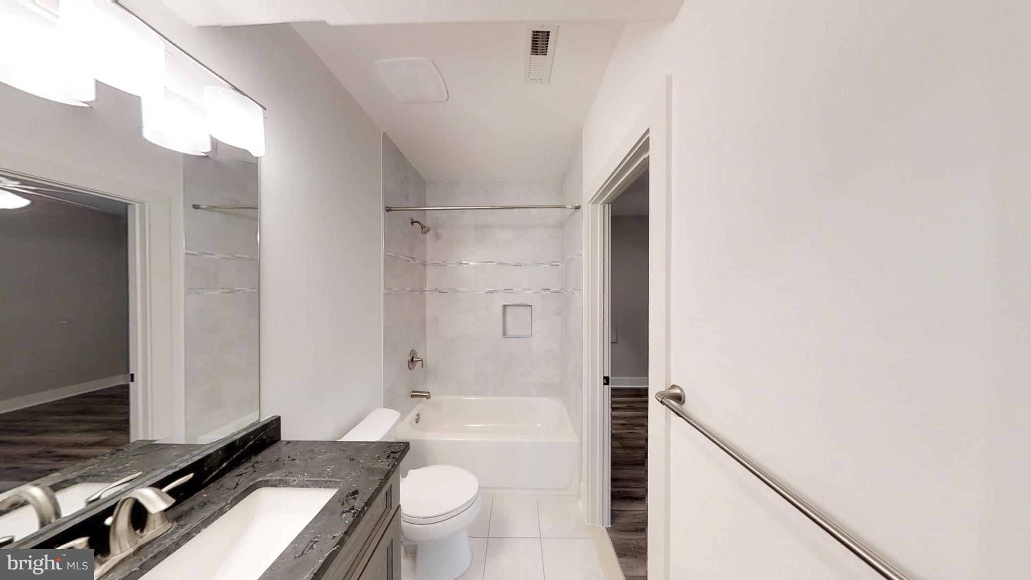 EAST VIENNA WOODS - Residential