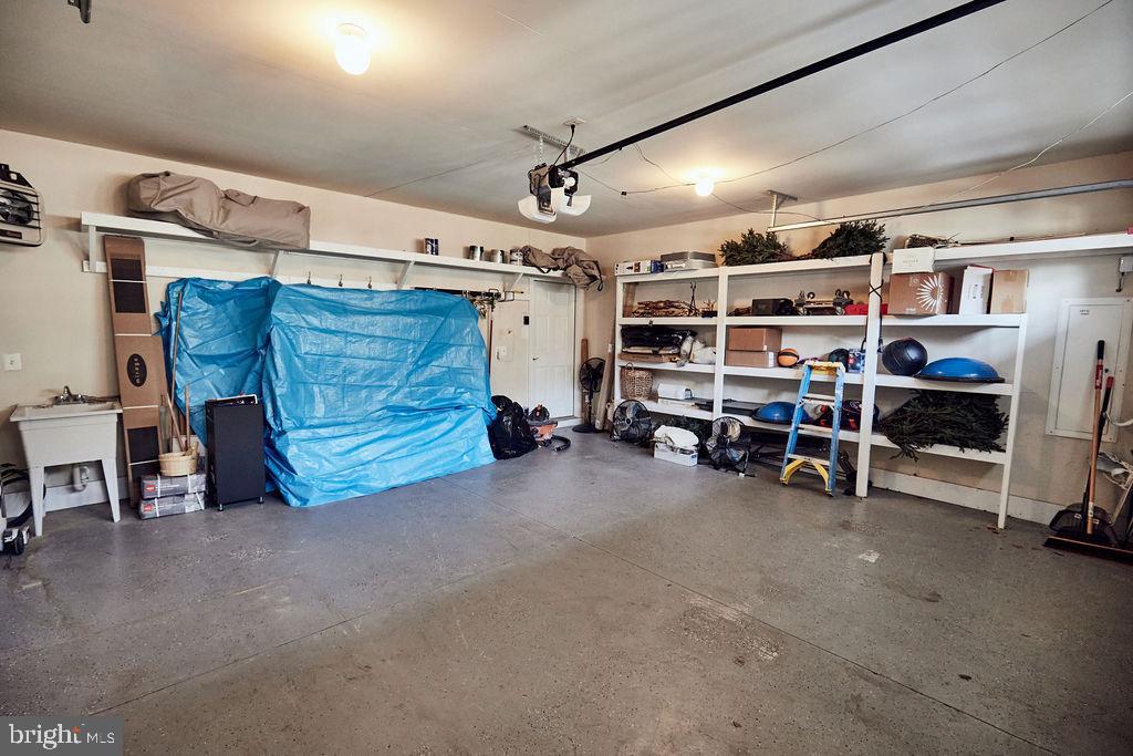 WOODBROOK - Residential