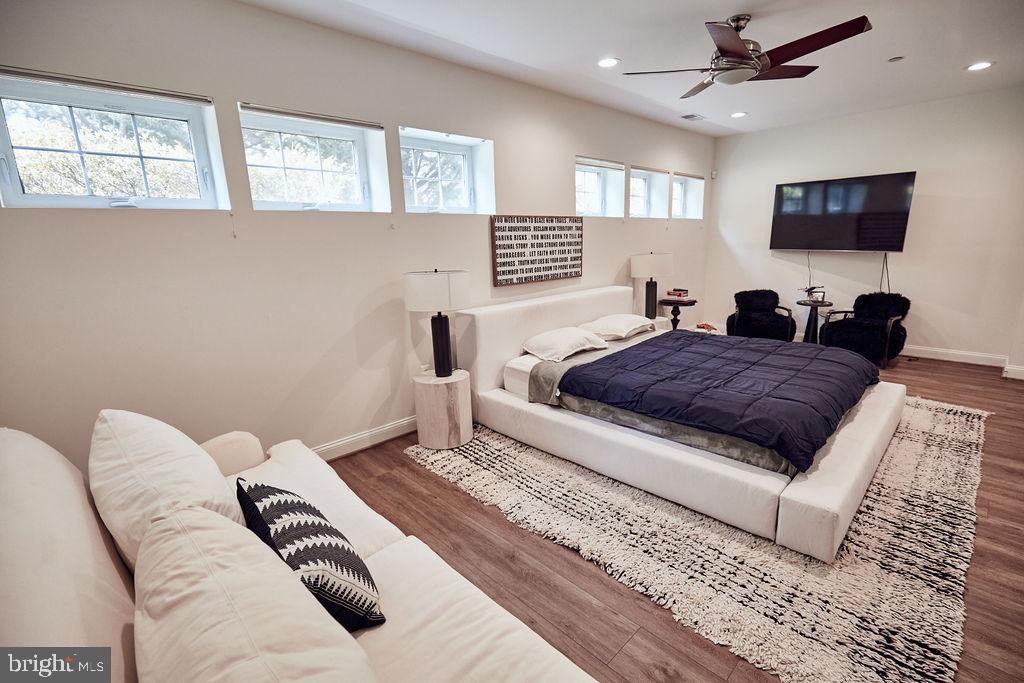 WOODBROOK - Residential