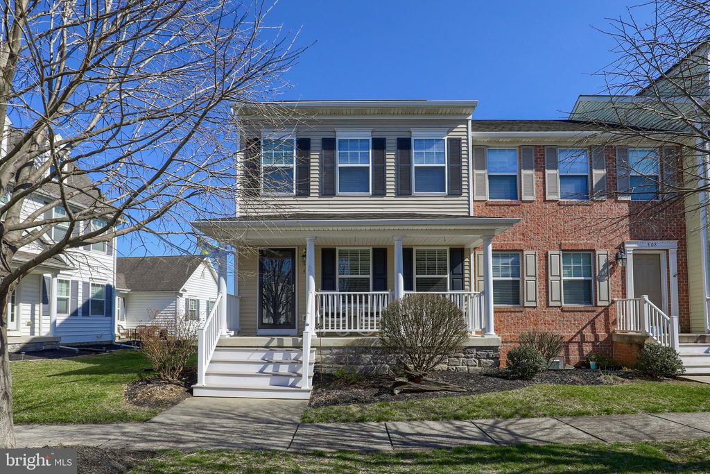 Photo of 410 SHADETREE BLVD, MARIETTA, PA 17547 (MLS # PALA2032228)