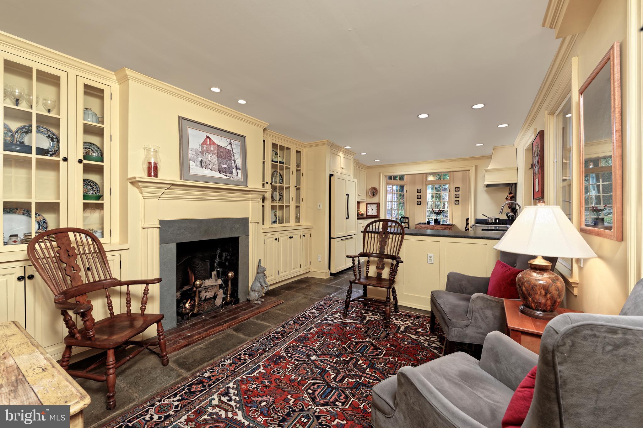 OLD TOWN ALEXANDRIA - Residential