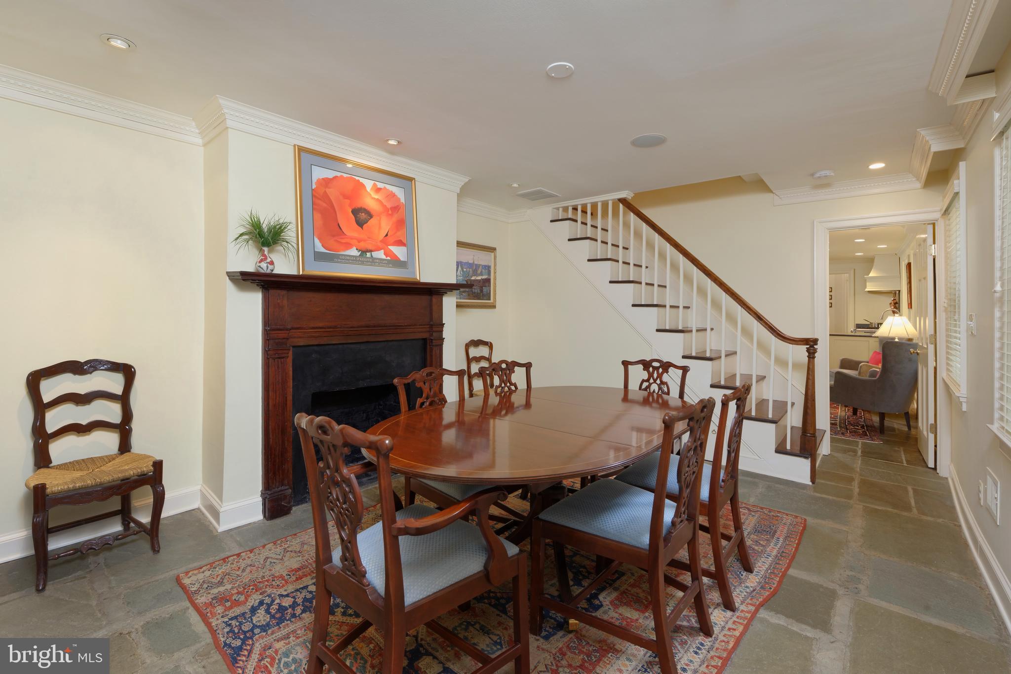 OLD TOWN ALEXANDRIA - Residential