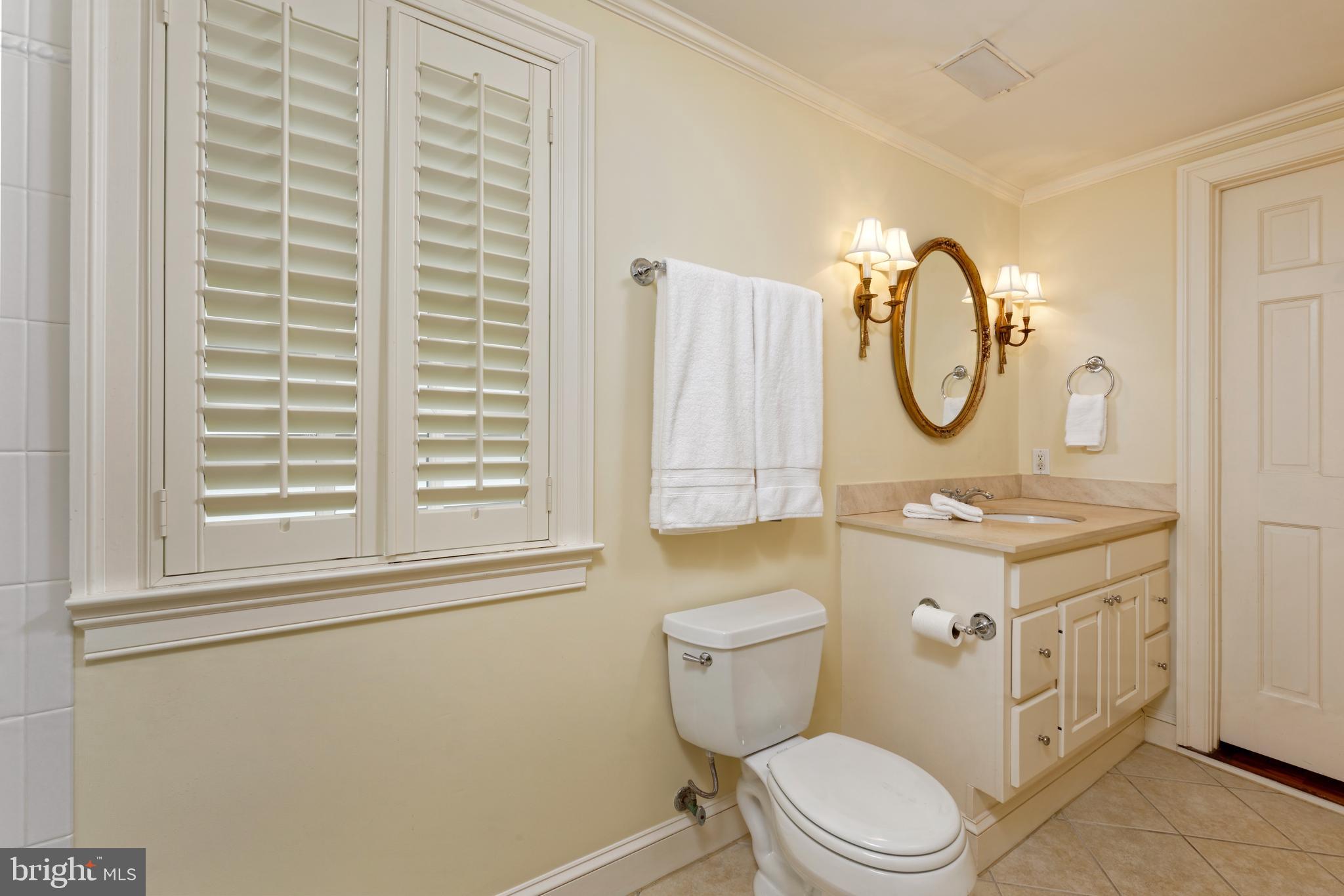 OLD TOWN ALEXANDRIA - Residential