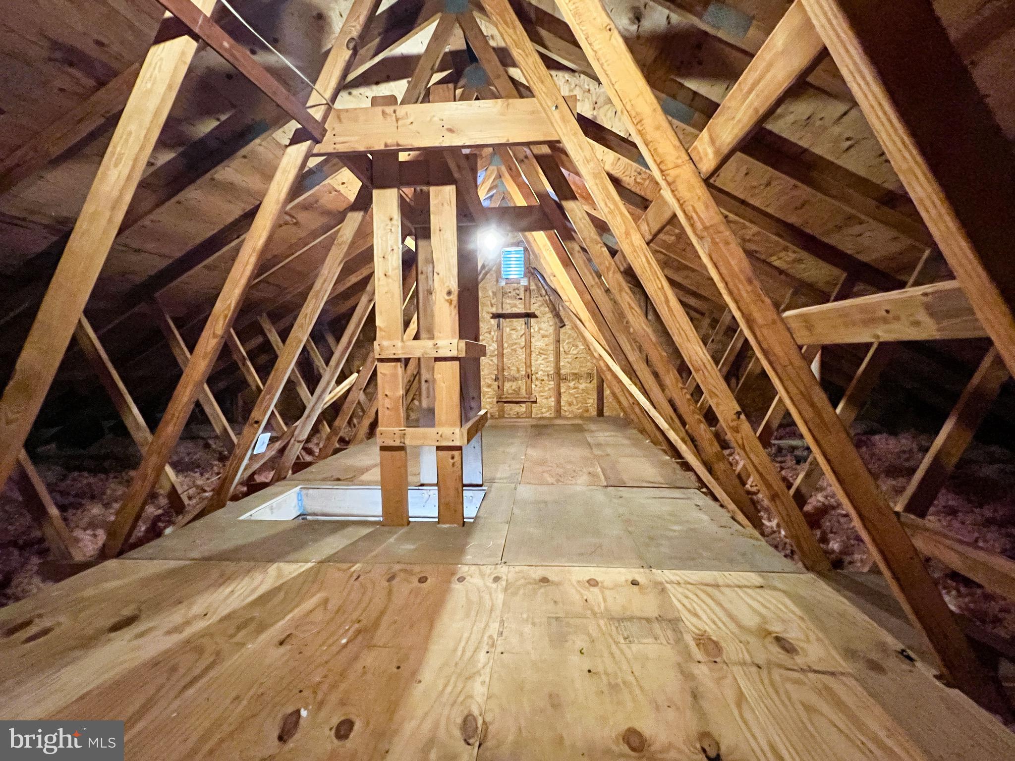 HEARTHSTONE - Residential