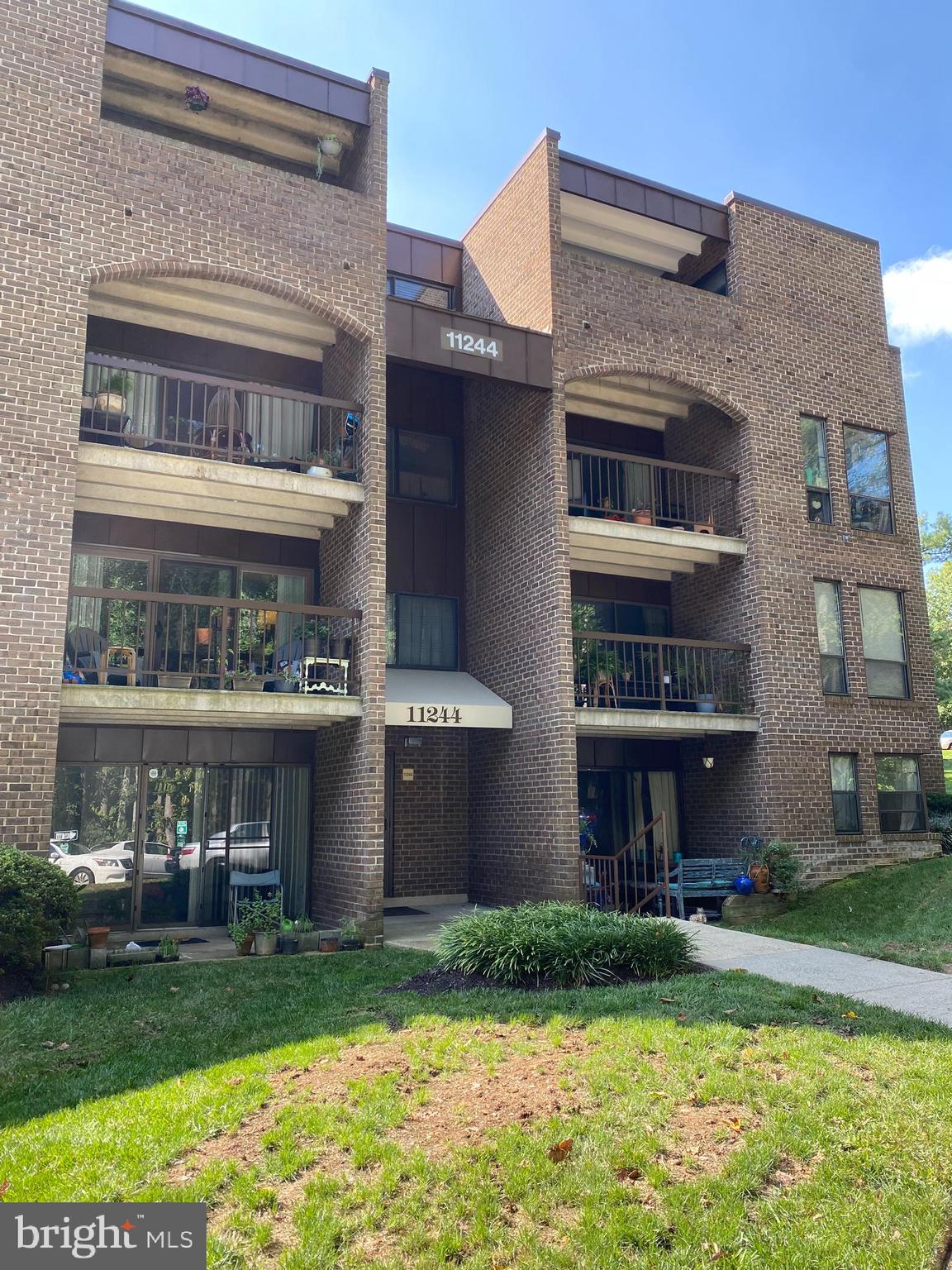 CHESTNUT GROVE - Residential Lease