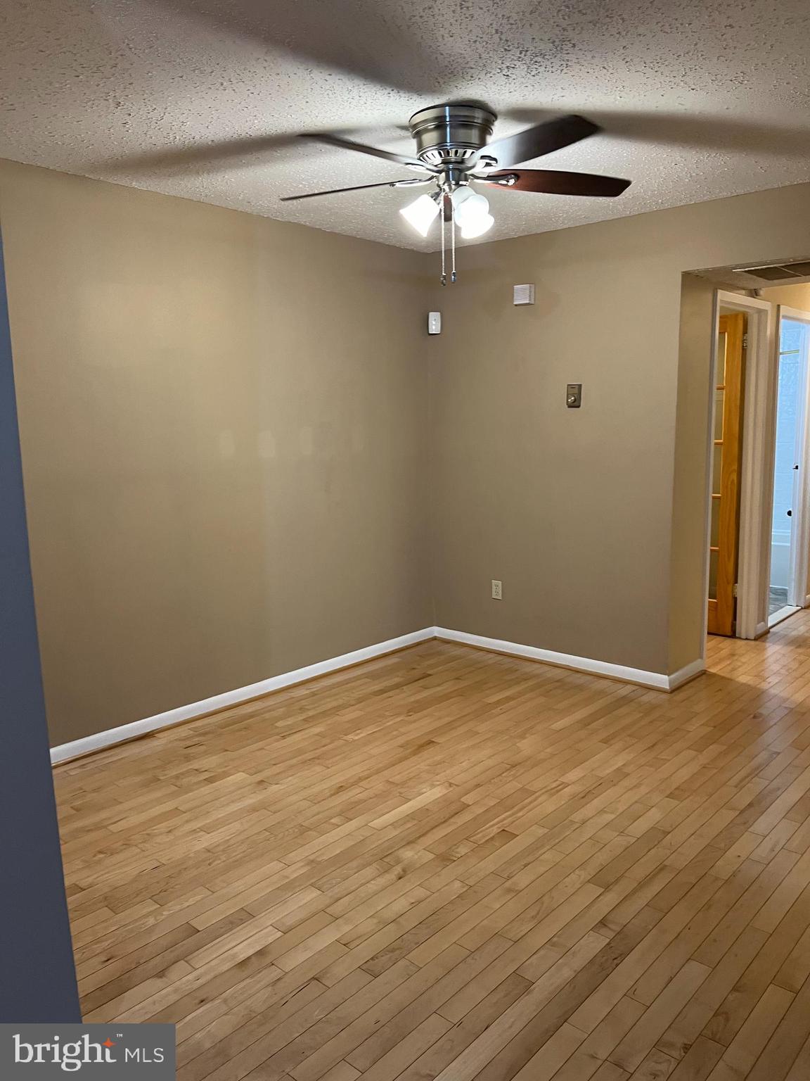 CHESTNUT GROVE - Residential Lease