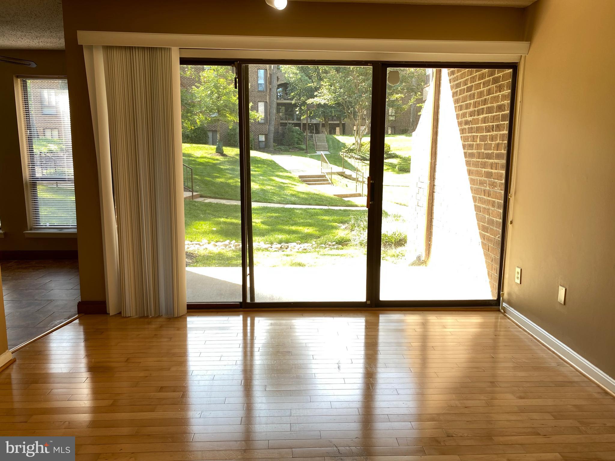 CHESTNUT GROVE - Residential Lease