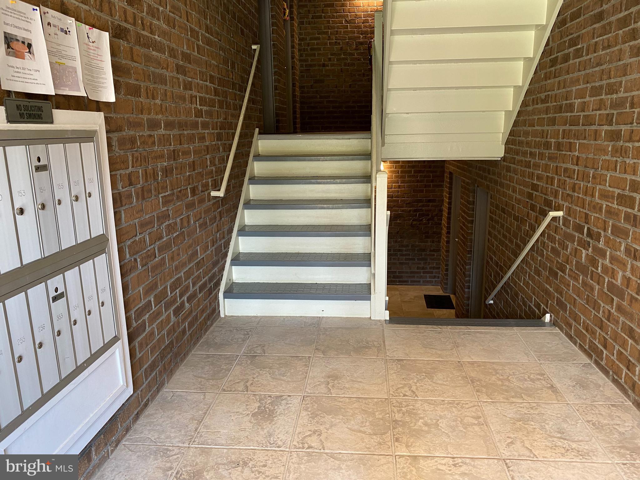 CHESTNUT GROVE - Residential Lease