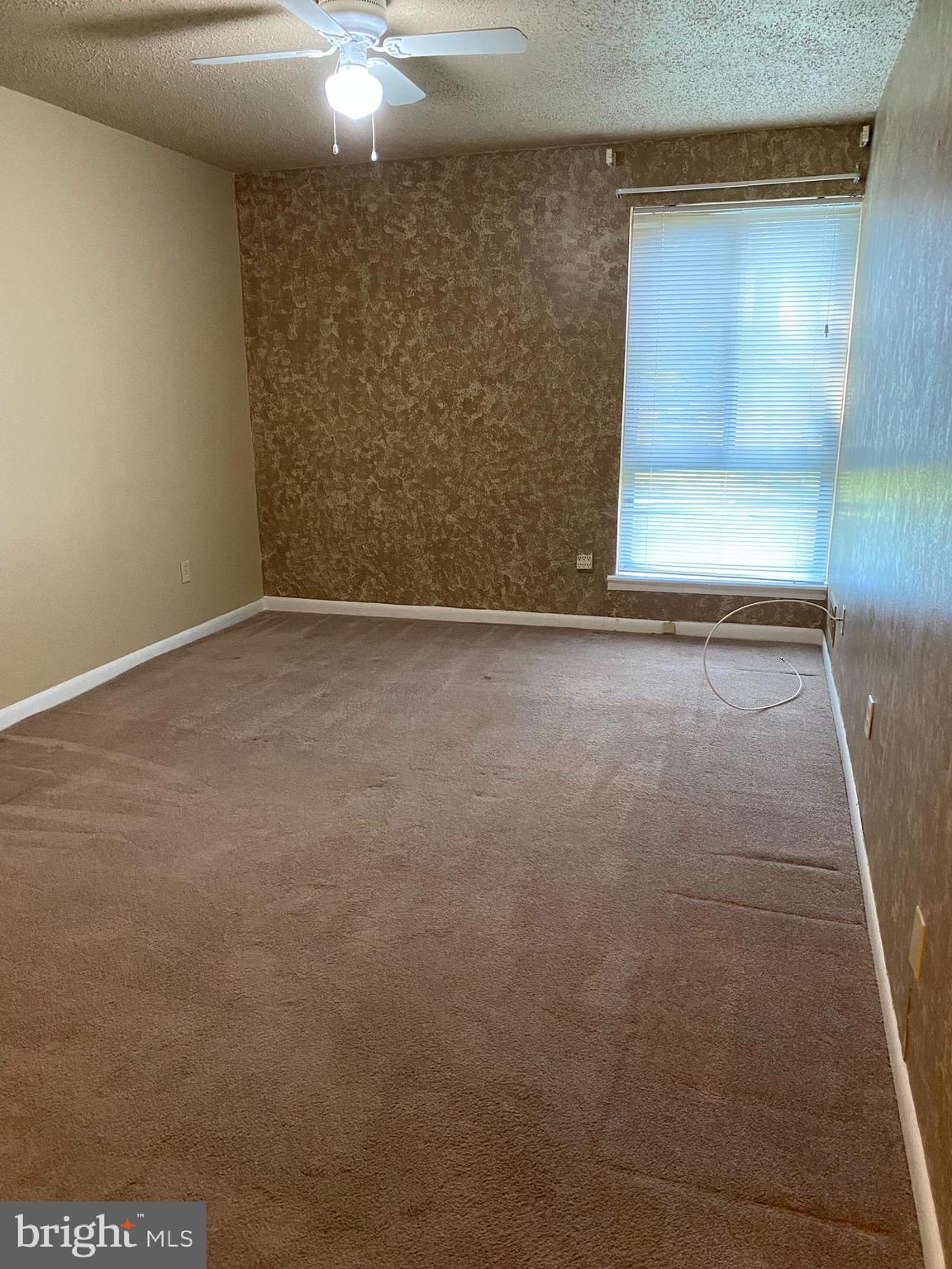 CHESTNUT GROVE - Residential Lease