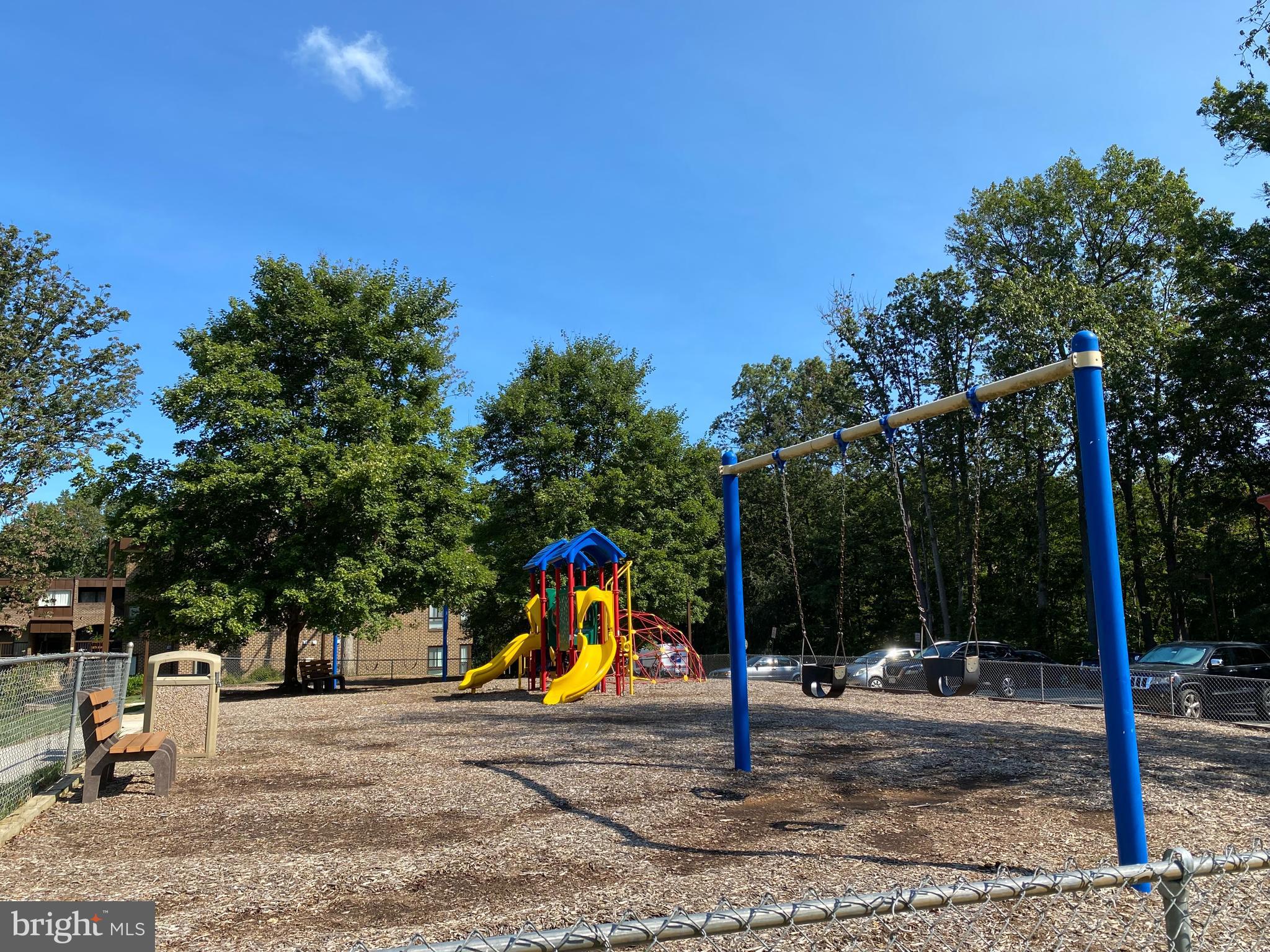 CHESTNUT GROVE - Residential Lease