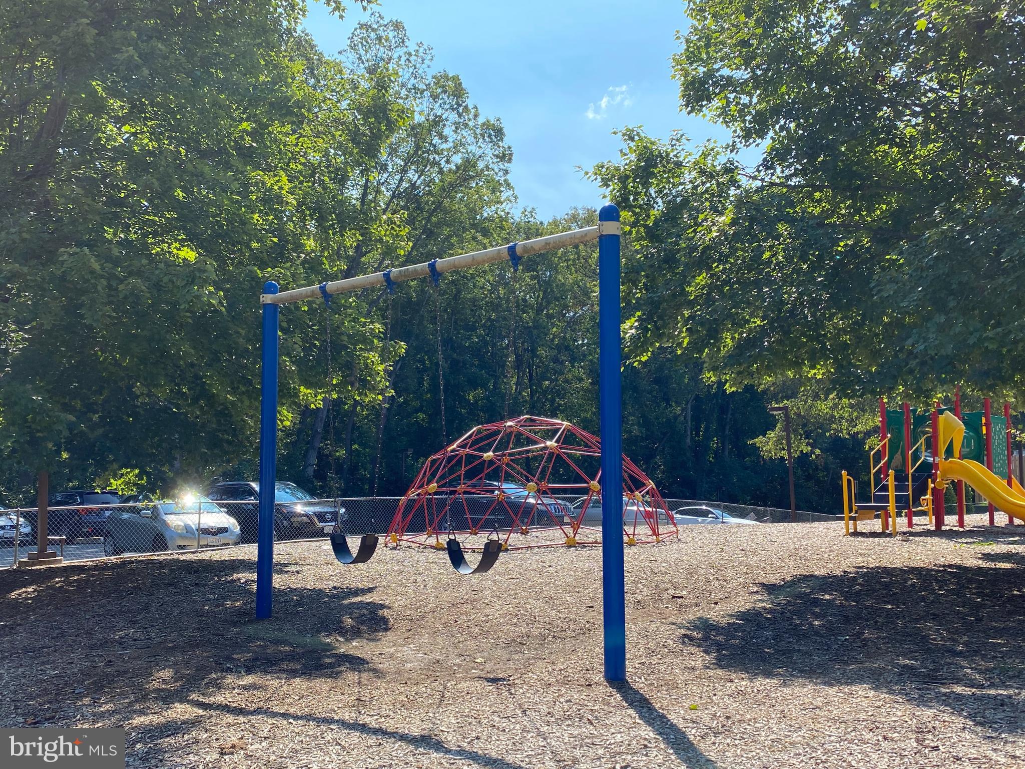 CHESTNUT GROVE - Residential Lease