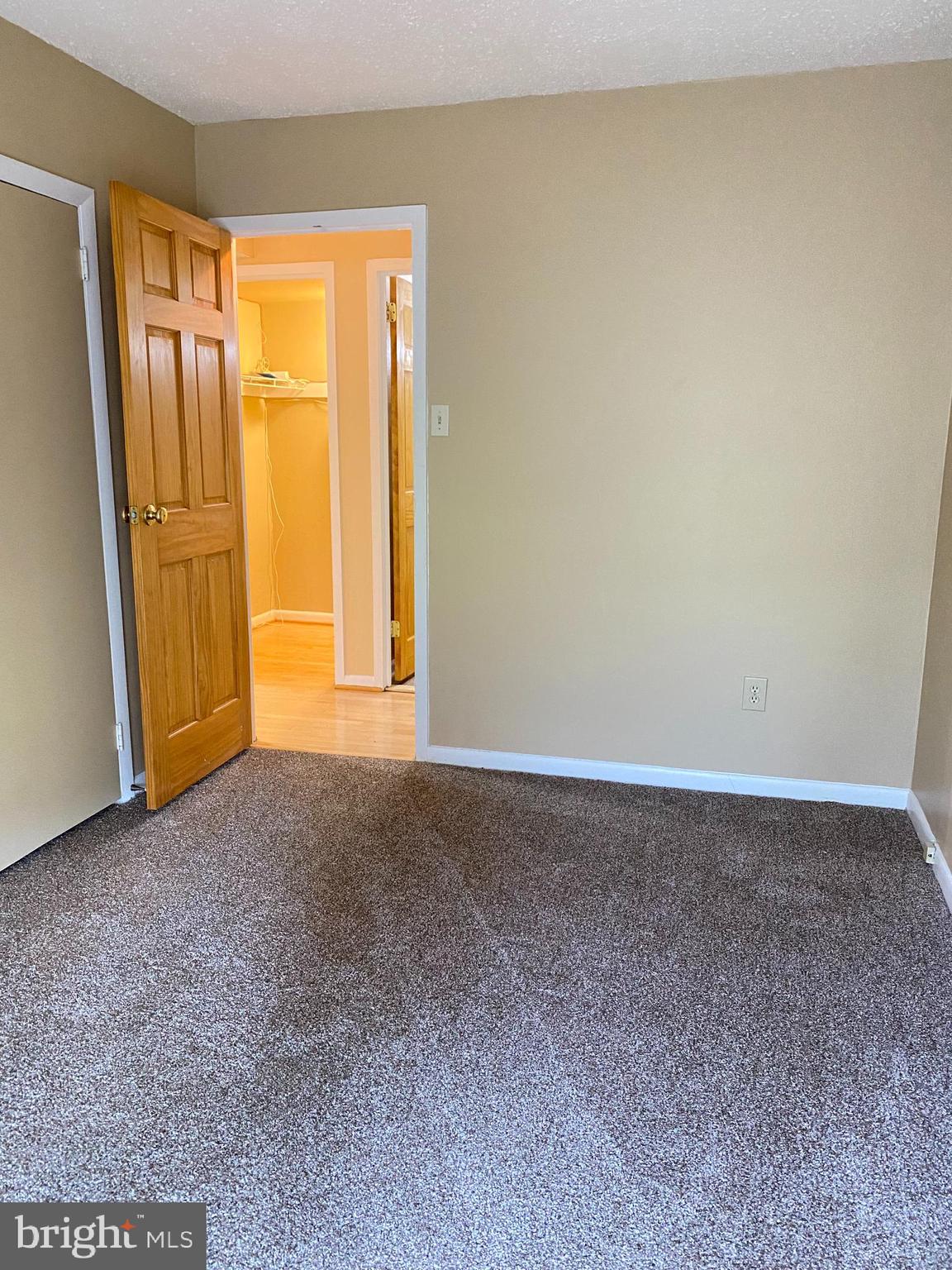 CHESTNUT GROVE - Residential Lease