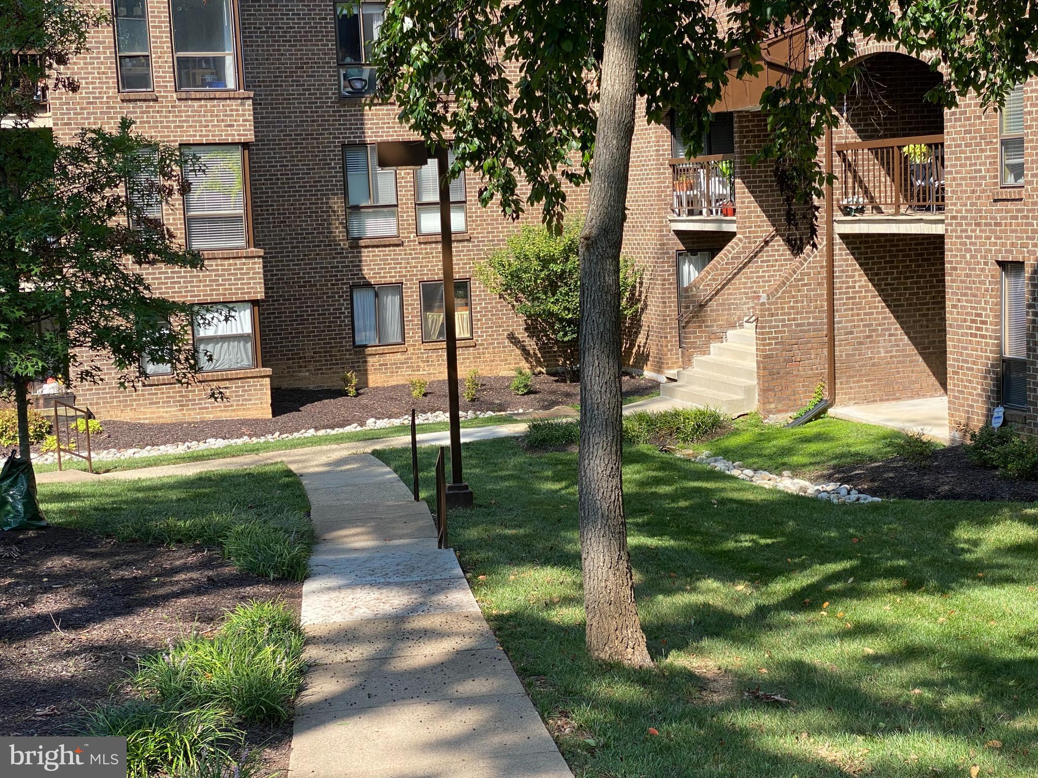 CHESTNUT GROVE - Residential Lease