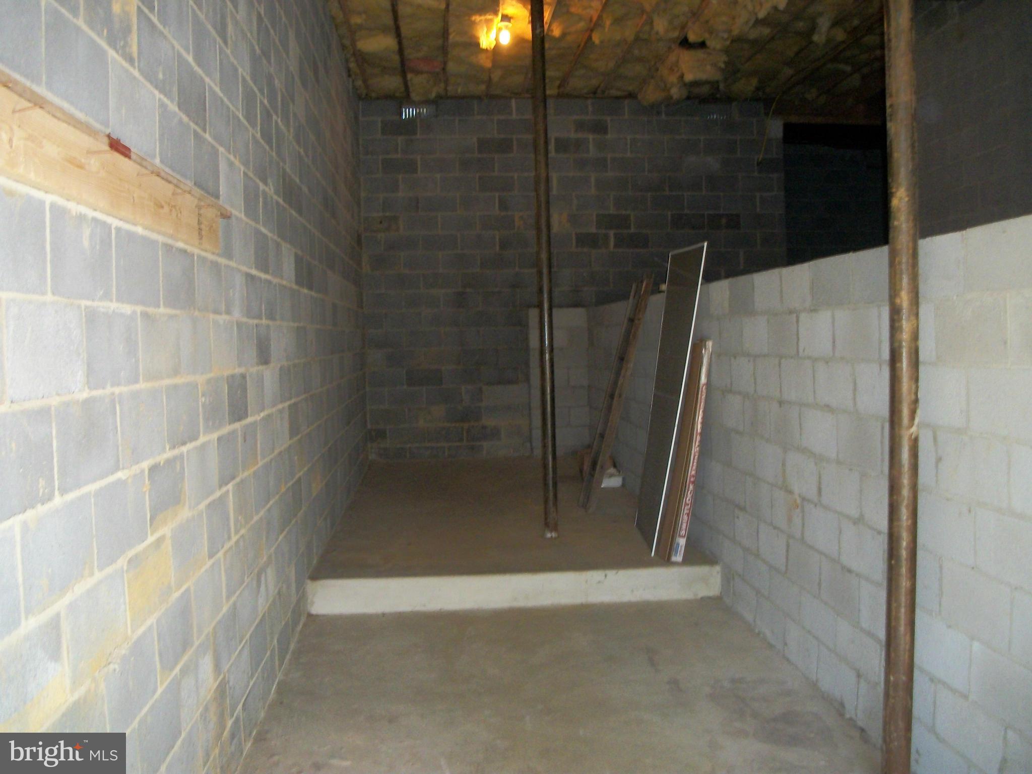 WALNUT HILLS SUB - Residential