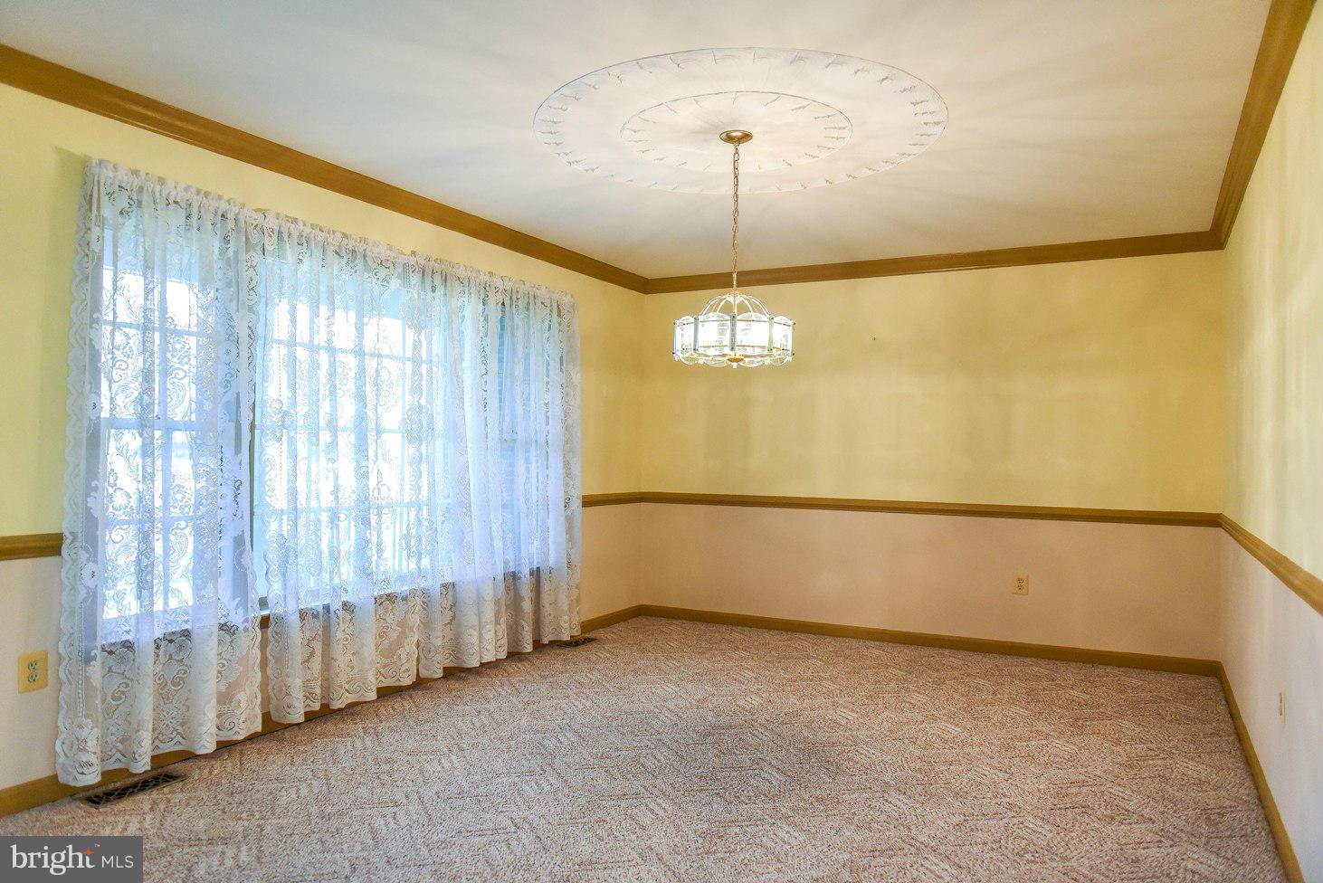 WALNUT HILLS SUB - Residential