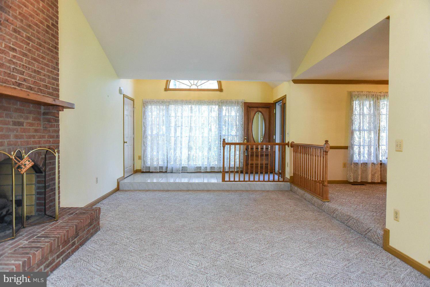 WALNUT HILLS SUB - Residential