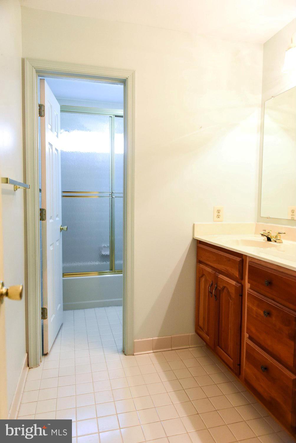 WALNUT HILLS SUB - Residential