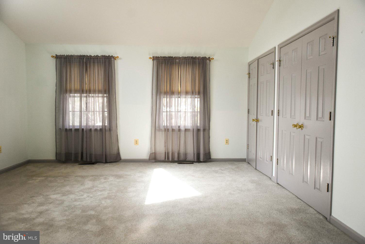 WALNUT HILLS SUB - Residential