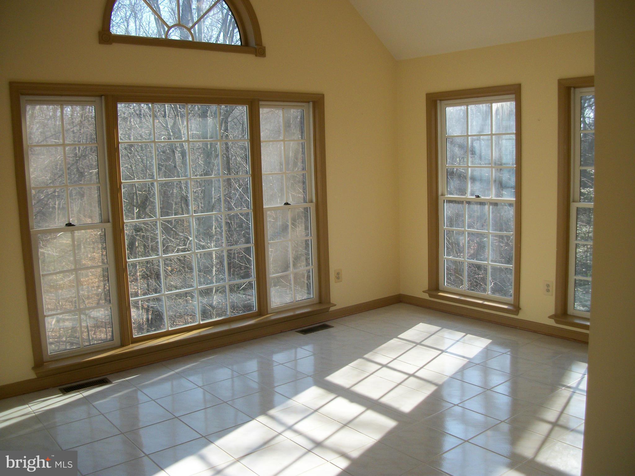 WALNUT HILLS SUB - Residential