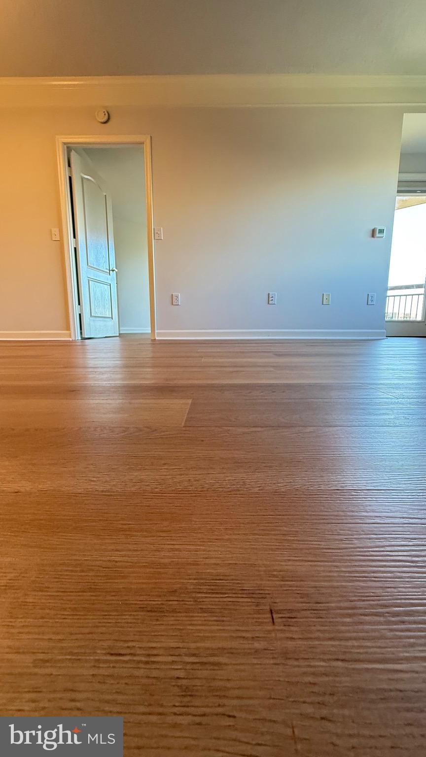 VIRGINIA SQUARE - Residential