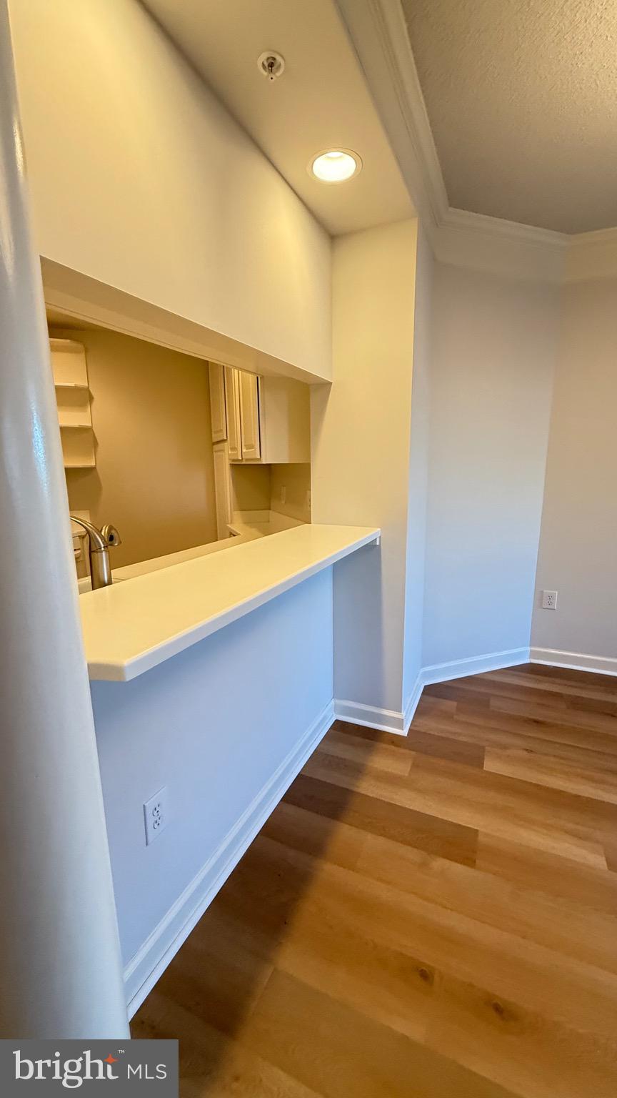 VIRGINIA SQUARE - Residential