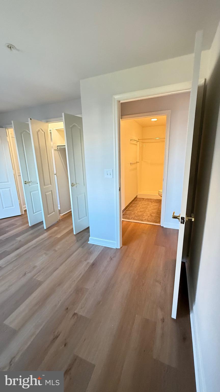 VIRGINIA SQUARE - Residential