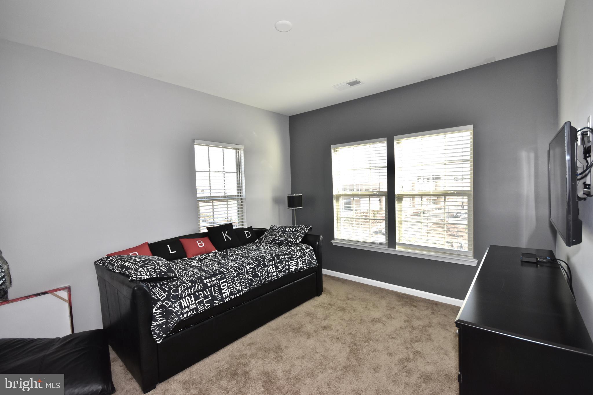 WENTWORTH GREEN - Residential