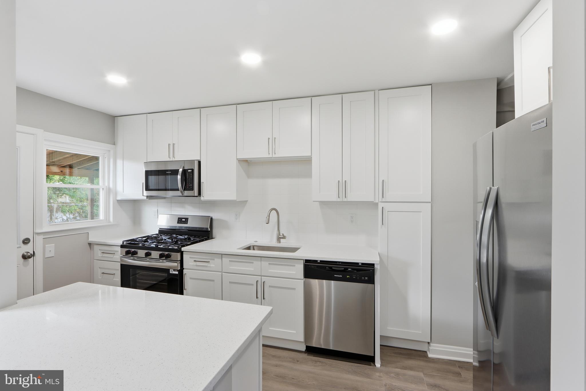 WESTOWNE - Residential