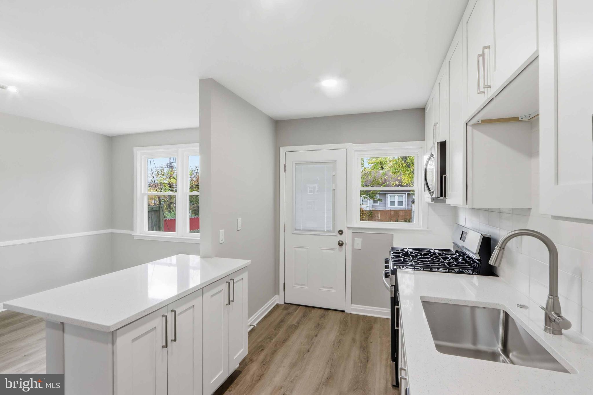 WESTOWNE - Residential