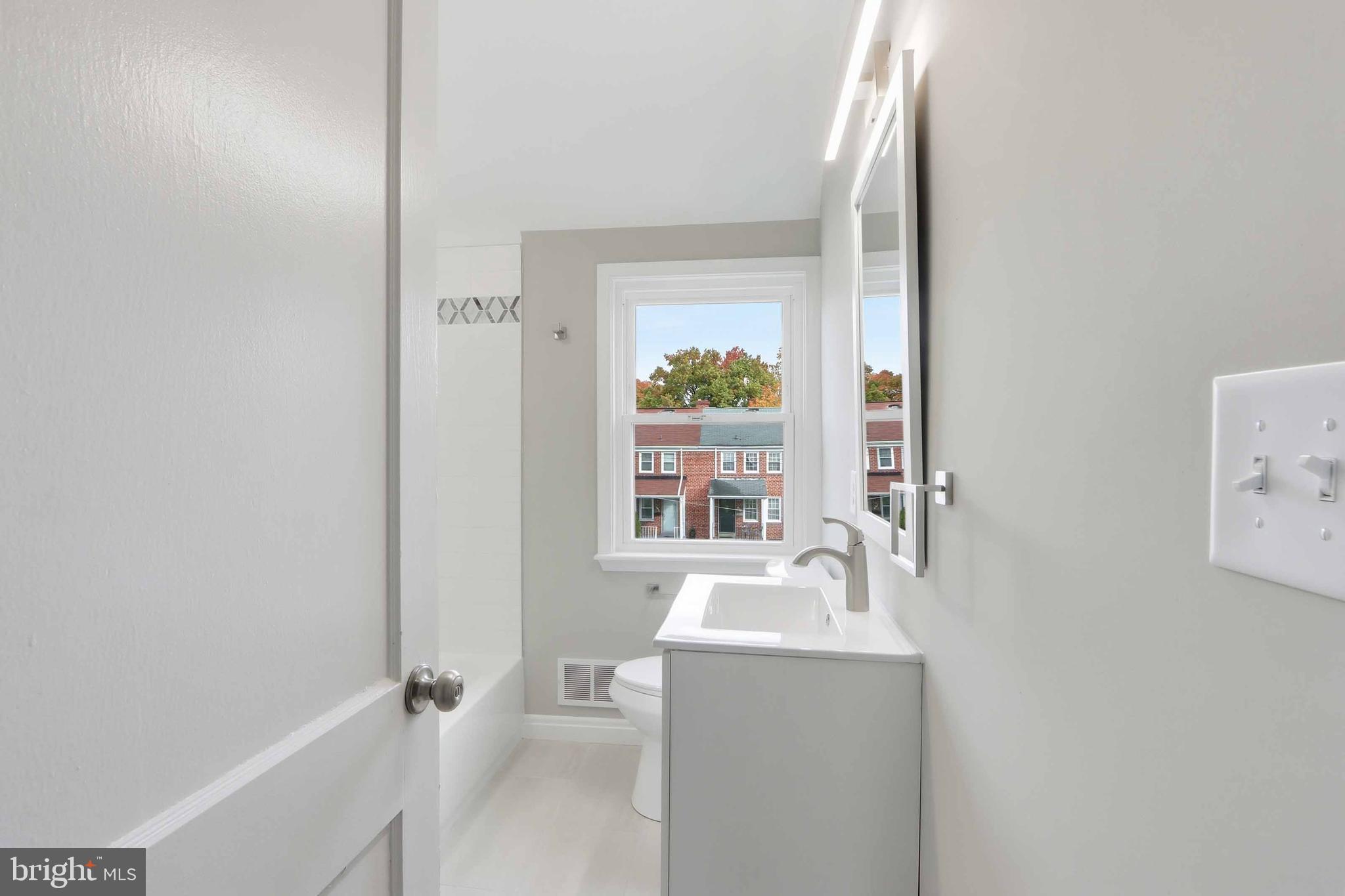 WESTOWNE - Residential