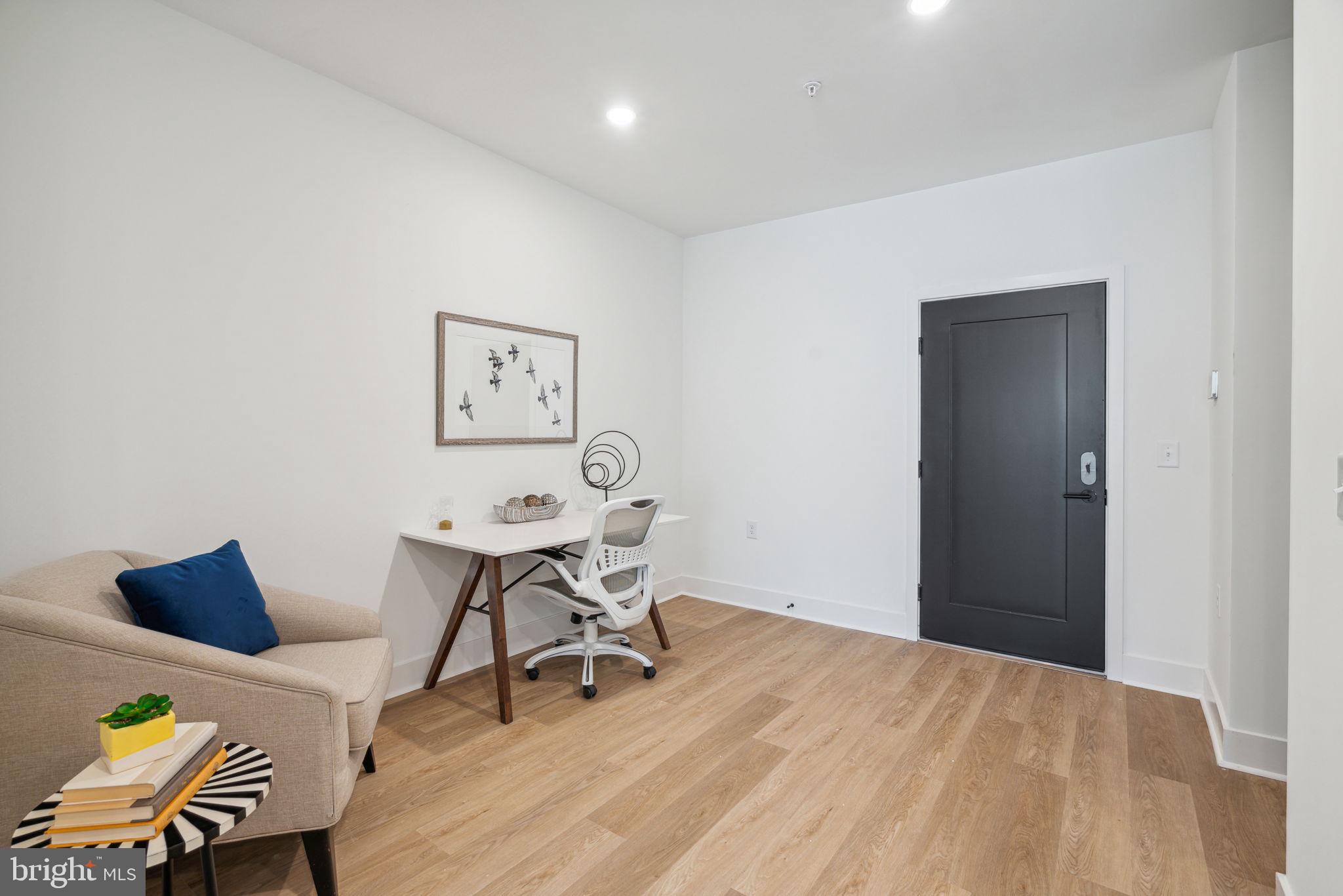 FERN ROCK - Residential Lease