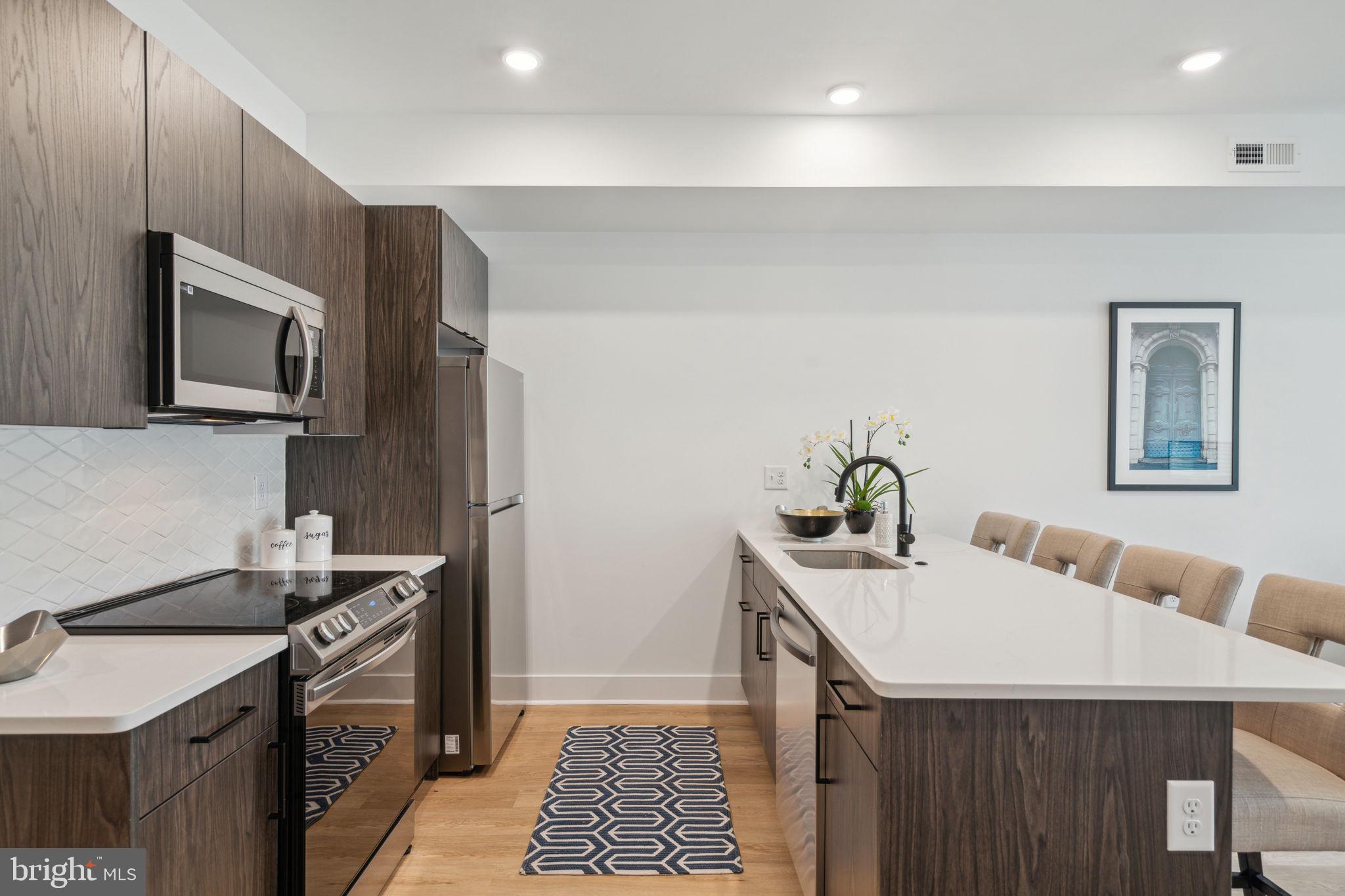 FERN ROCK - Residential Lease