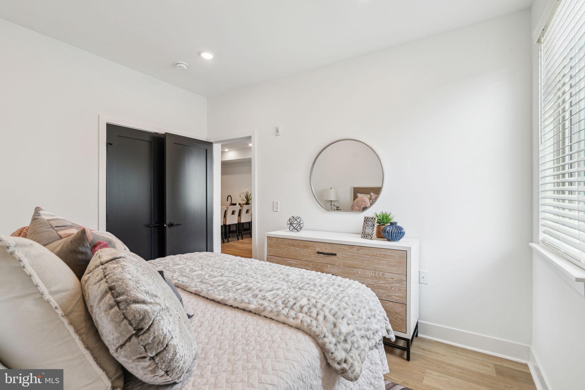 FERN ROCK - Residential Lease