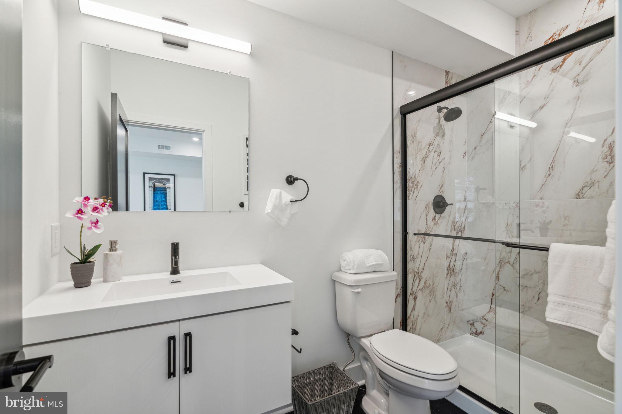 FERN ROCK - Residential Lease