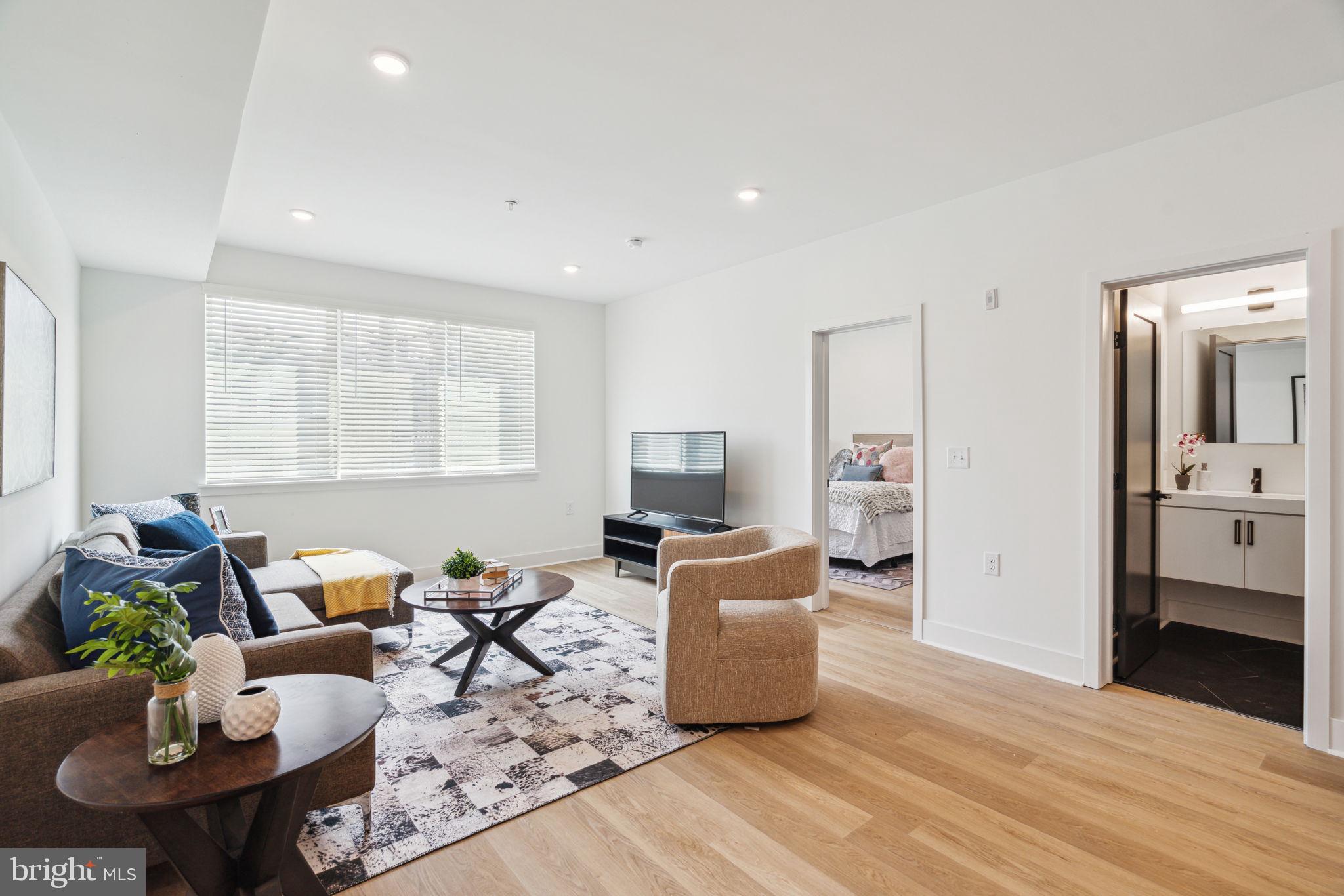 FERN ROCK - Residential Lease