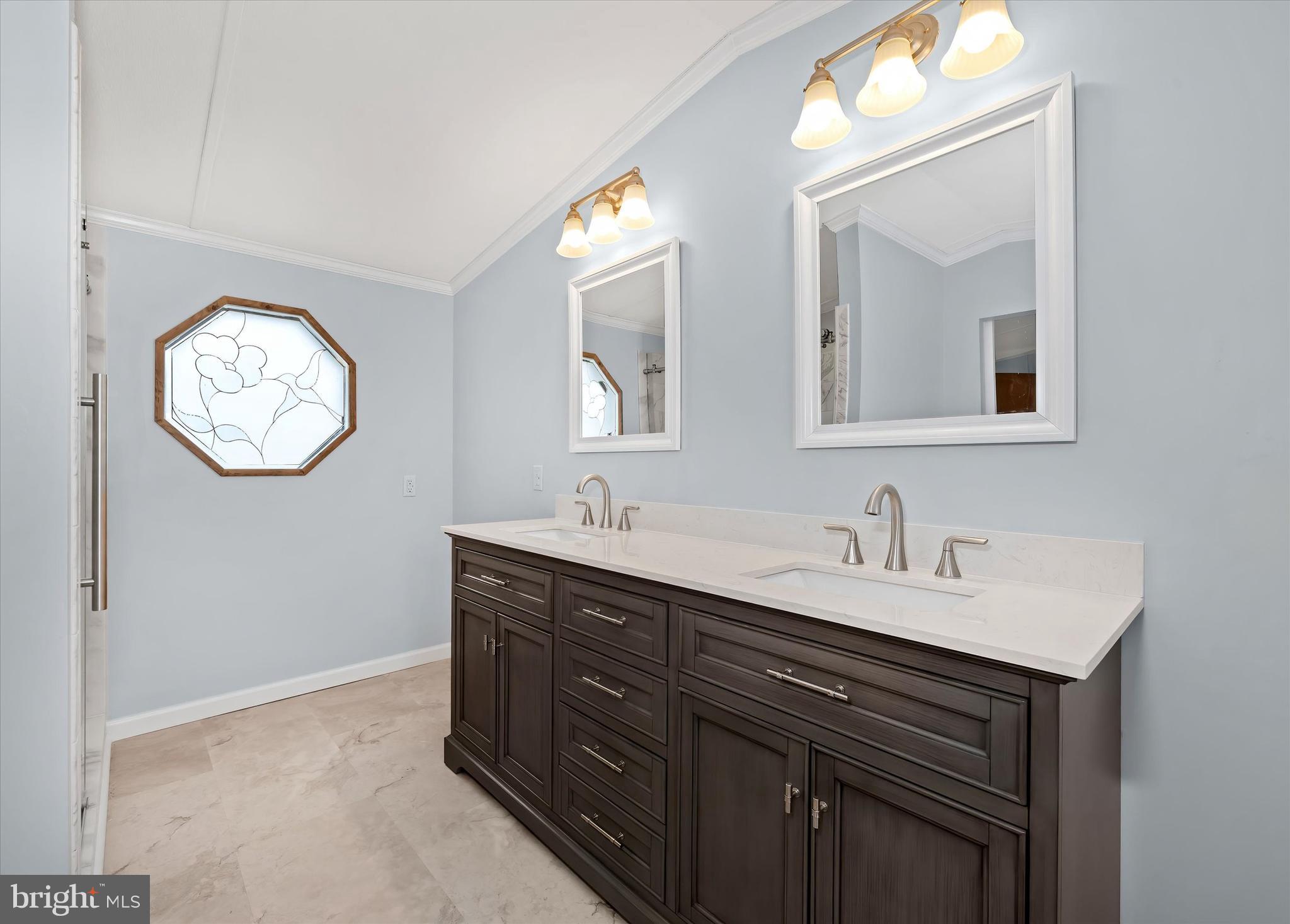 WATERFORD - Residential