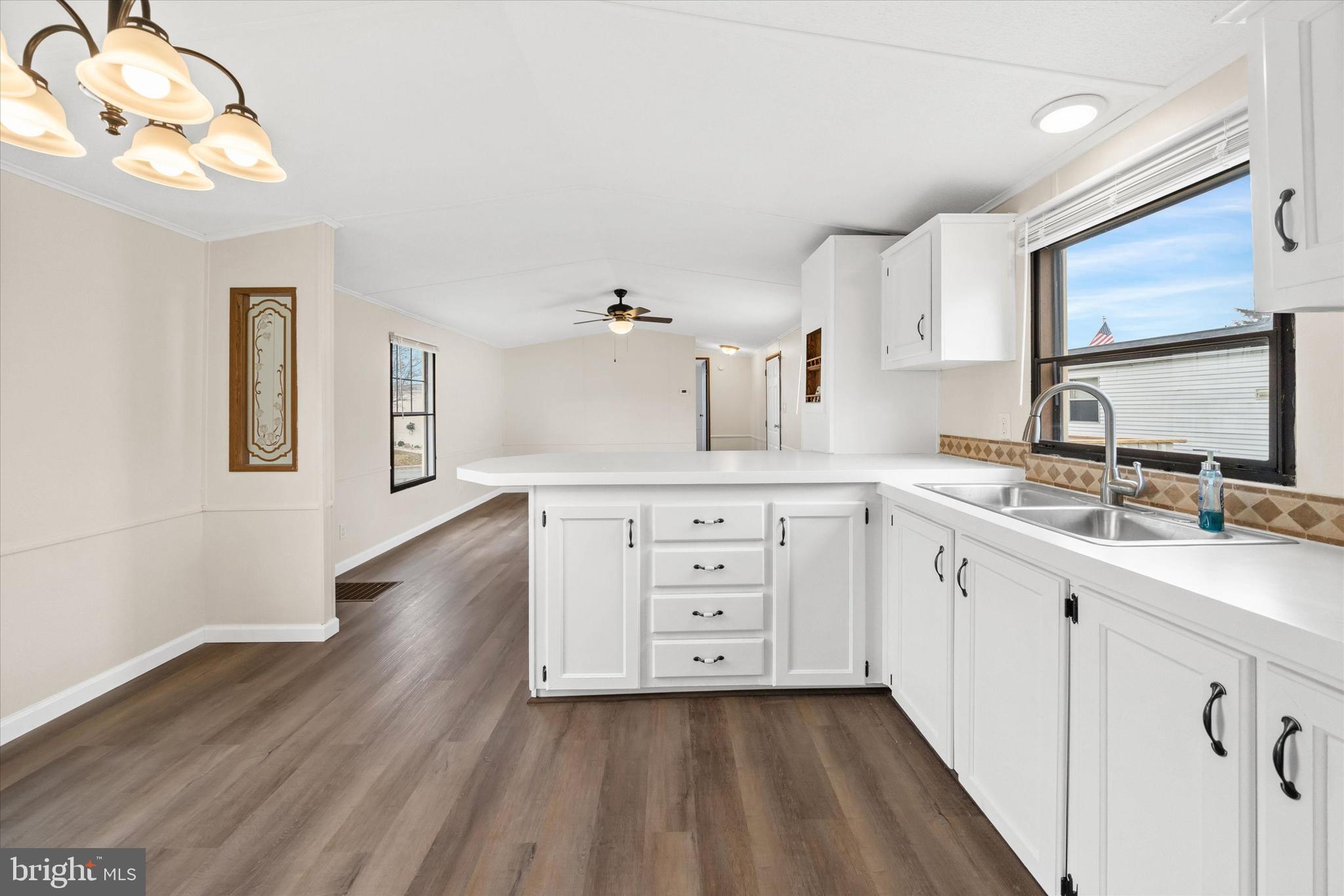 WATERFORD - Residential