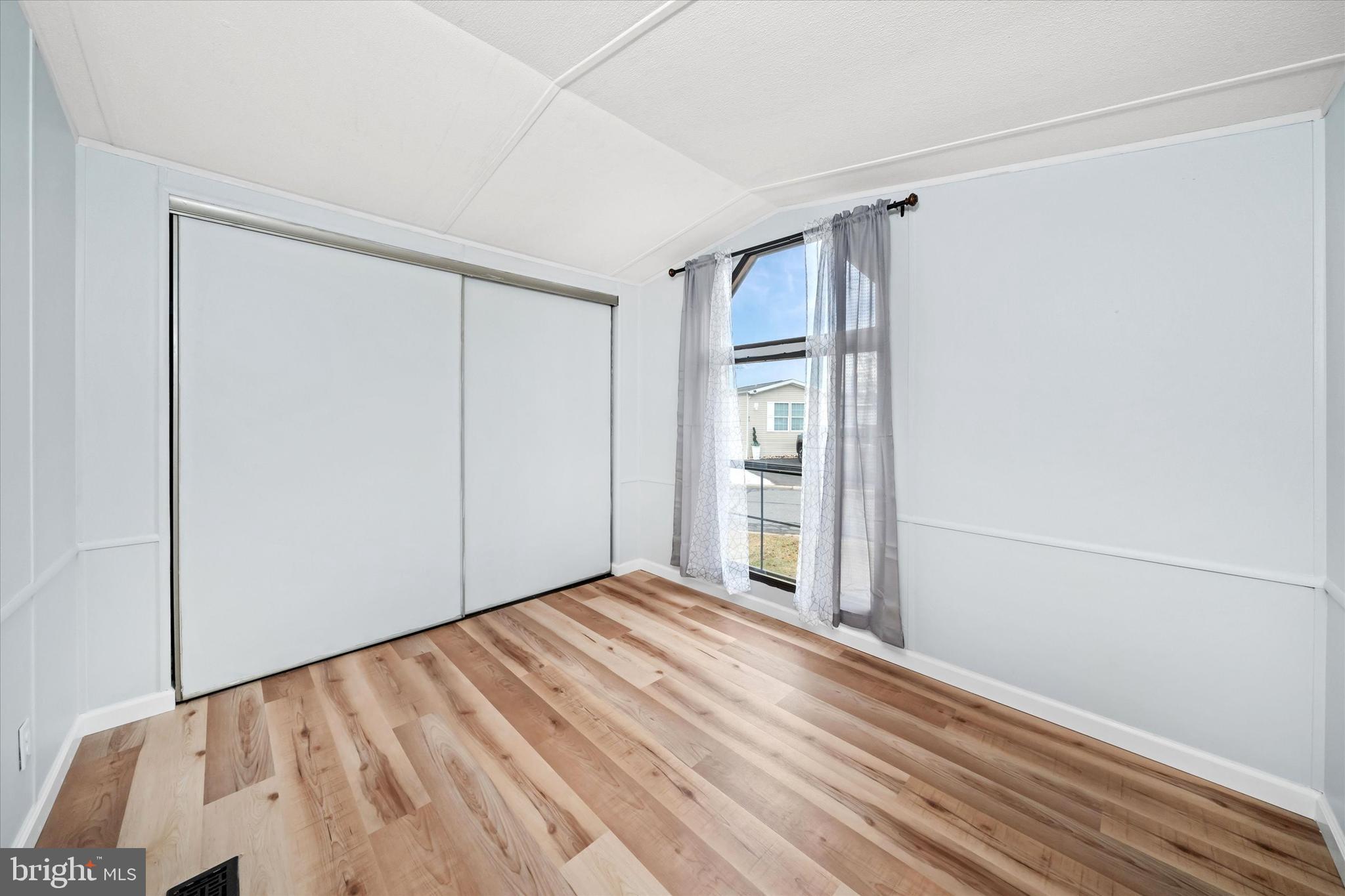 WATERFORD - Residential