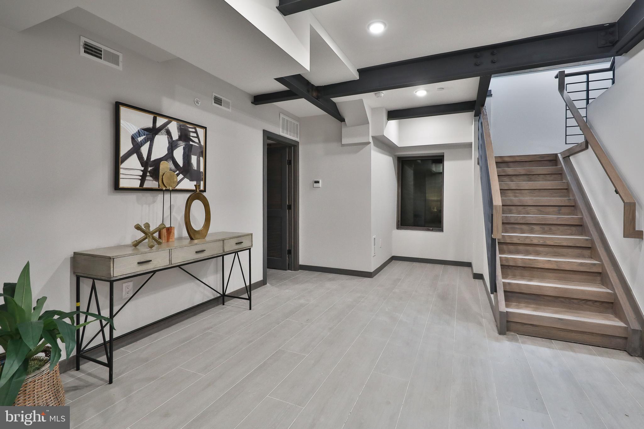 BELLA VISTA - Residential Lease