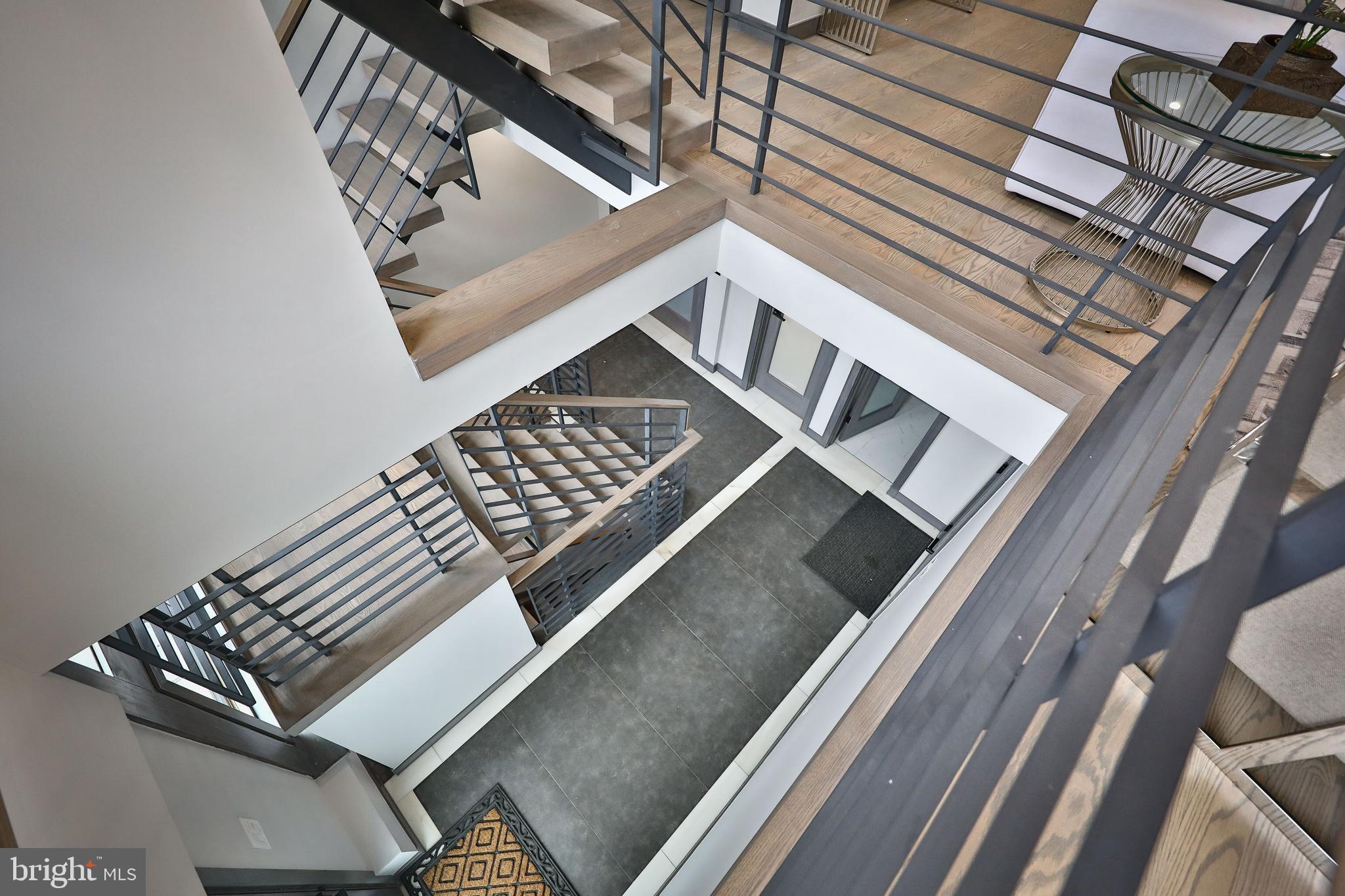 BELLA VISTA - Residential Lease