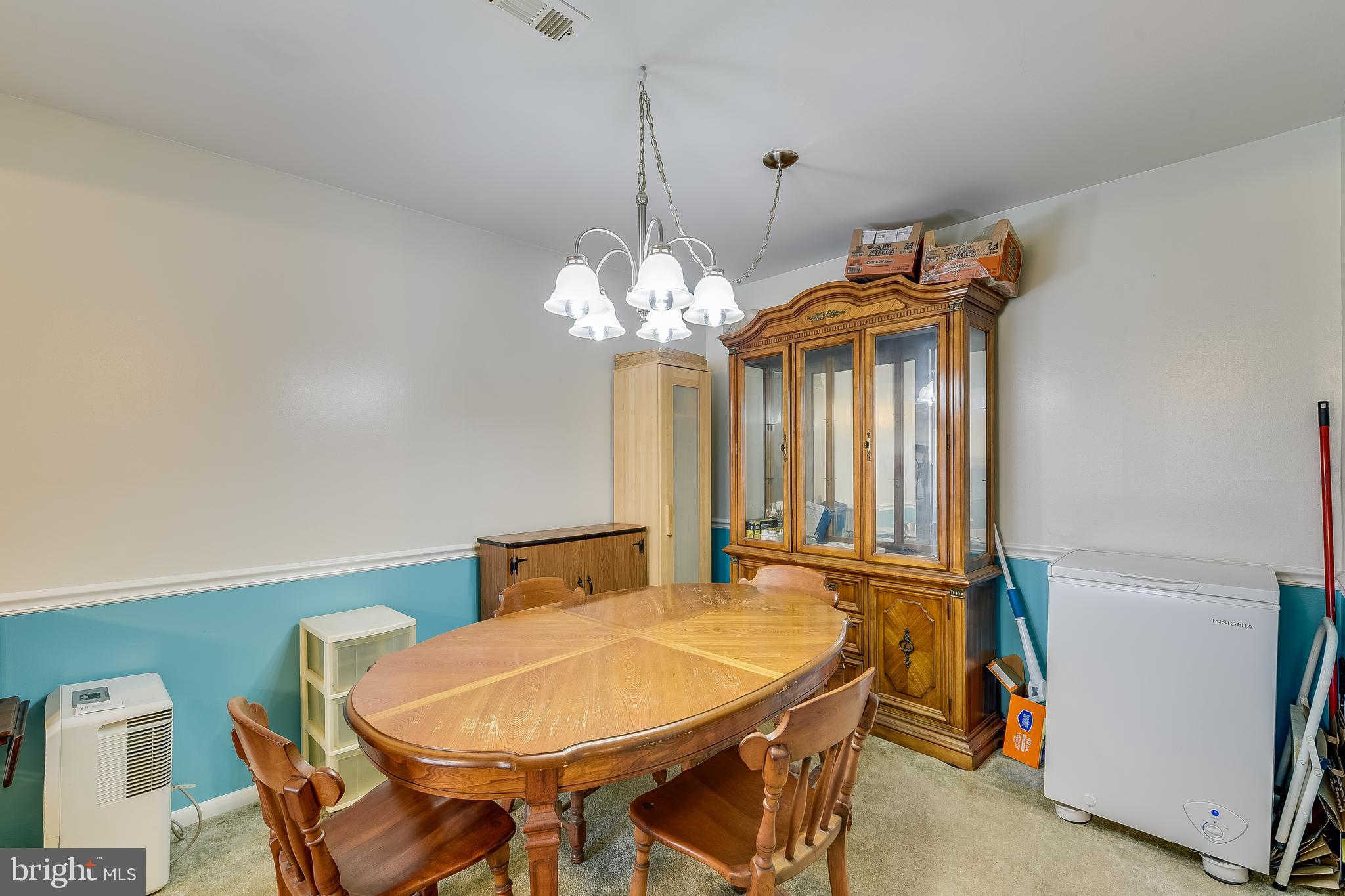 CHARLESTOWNE VILLAGE - Residential