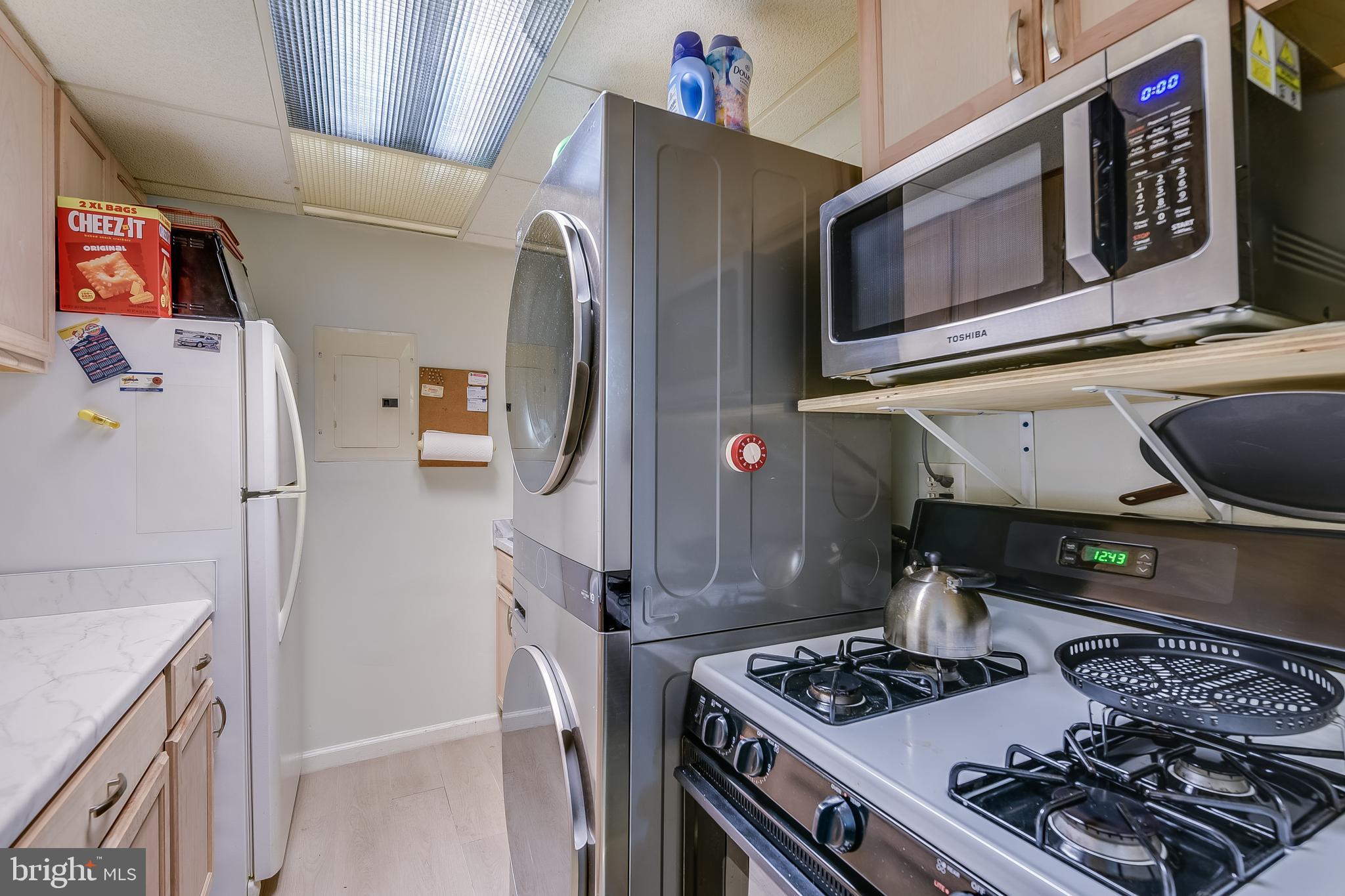 CHARLESTOWNE VILLAGE - Residential