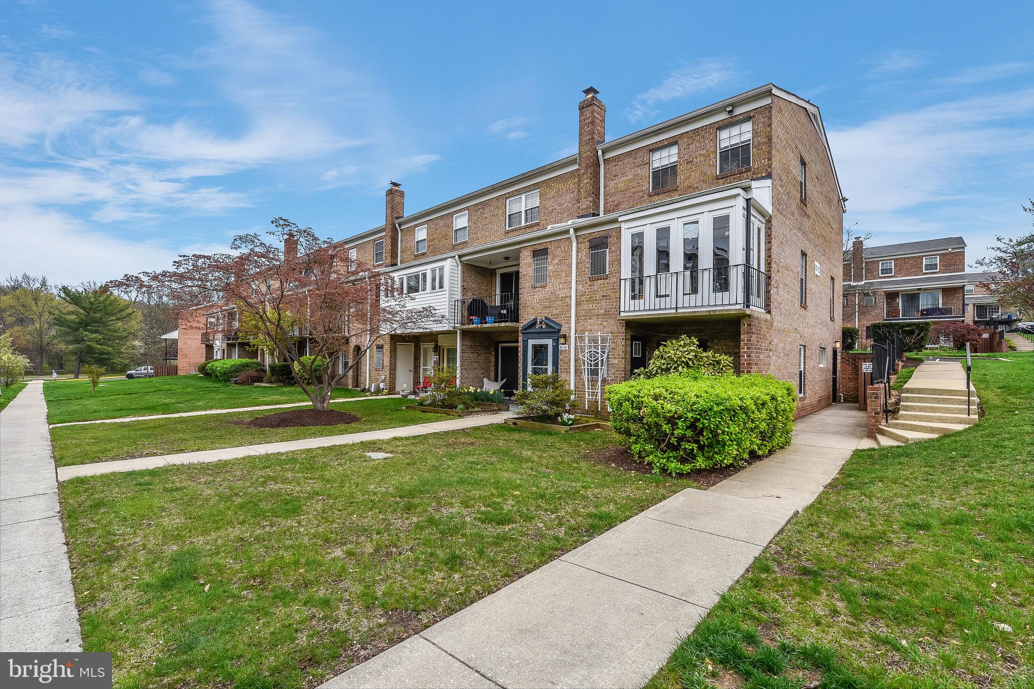 CHARLESTOWNE VILLAGE - Residential