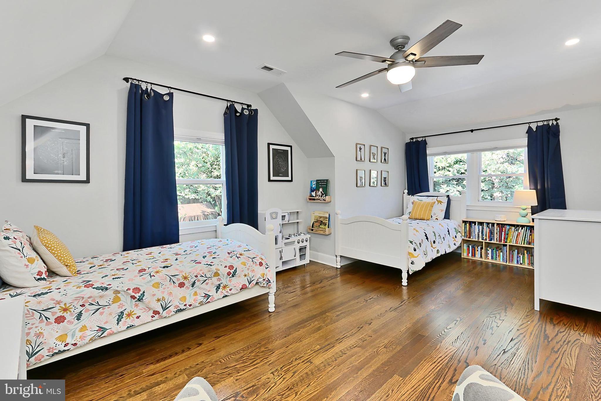 CLAREMONT - Residential