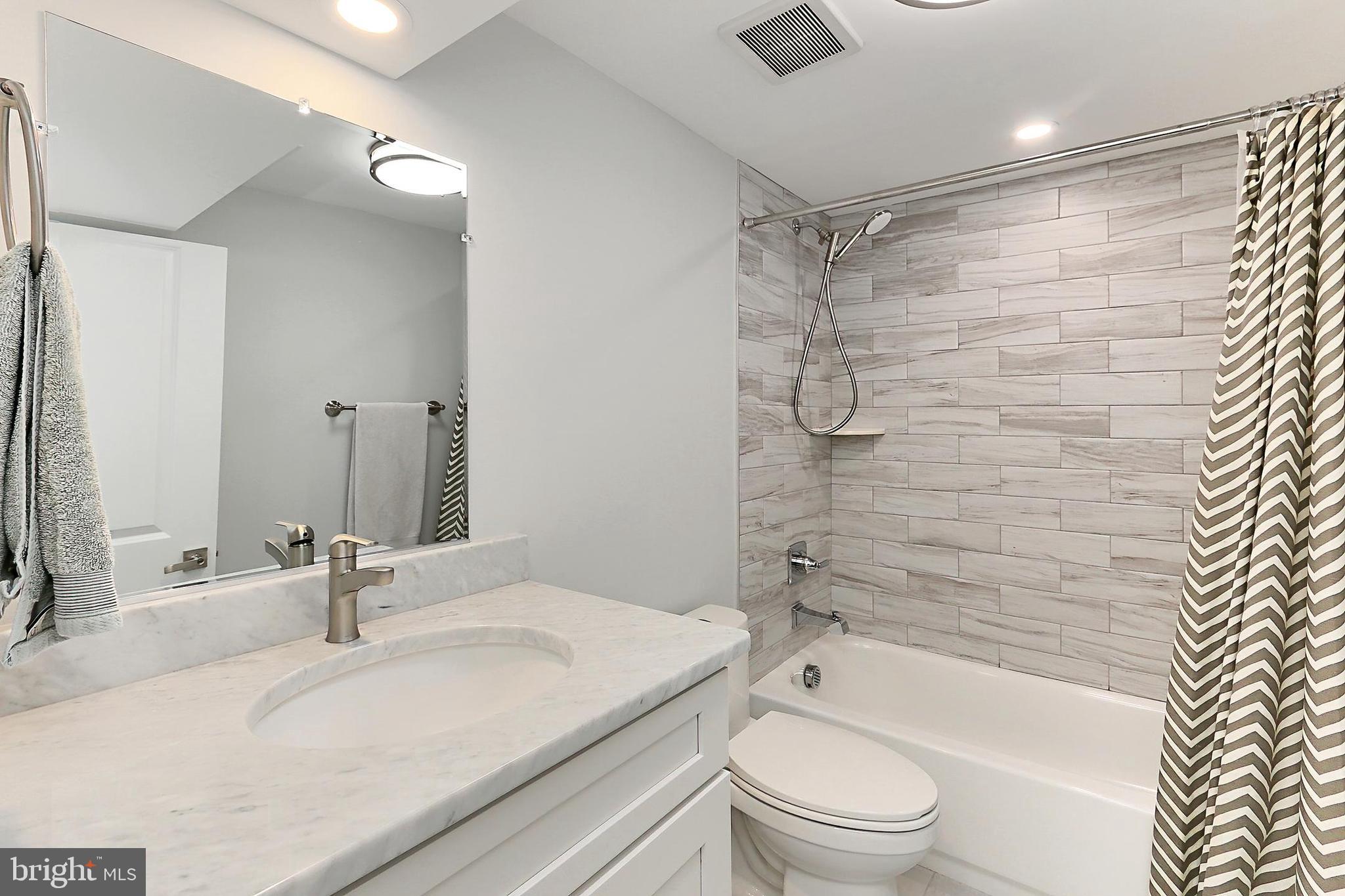 CLAREMONT - Residential